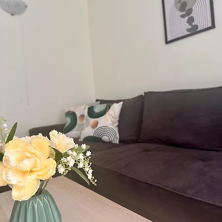 Green Central Apartment