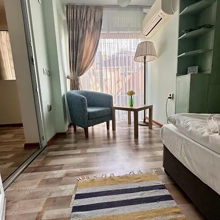 Green Central Apartment Varna