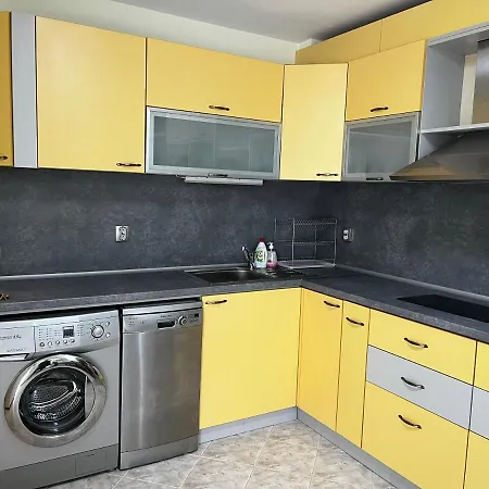 Apartment Green Central Apartment Varna