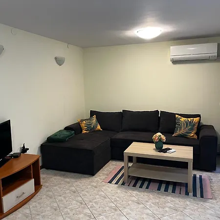 Green Central Apartment Varna
