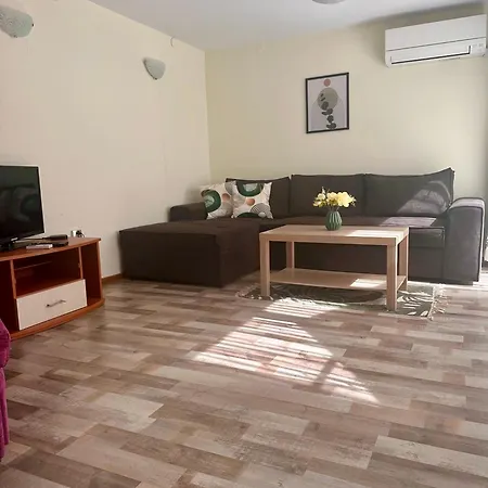 Appartement Green Central Apartment Varna